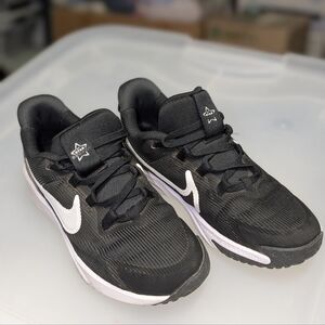 Nike Black Kids Size 1.5